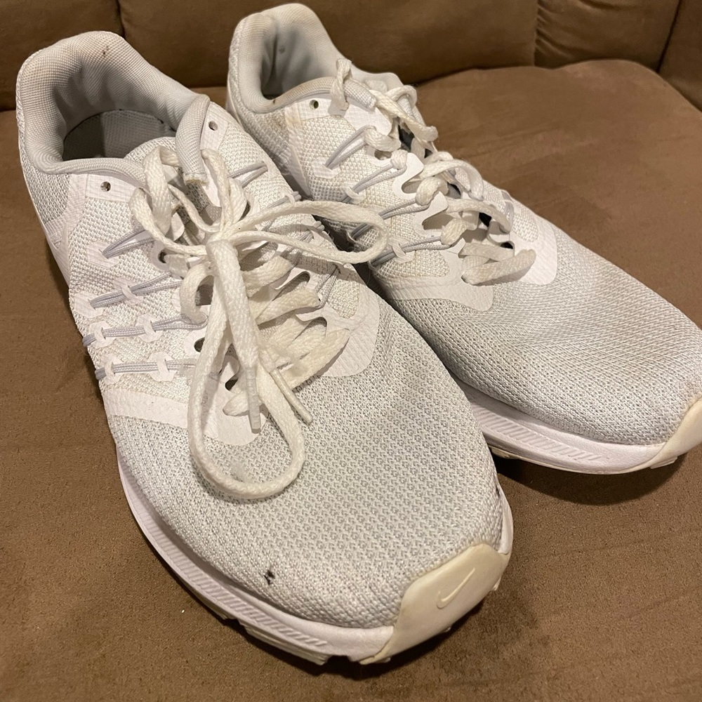 Nike run swift